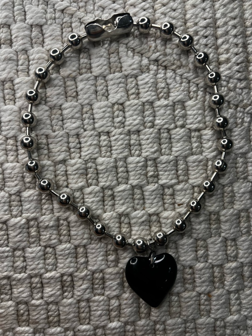 Silver Ball Chain Black Heart Pendant Necklace Y2K Edgy Gothic Style